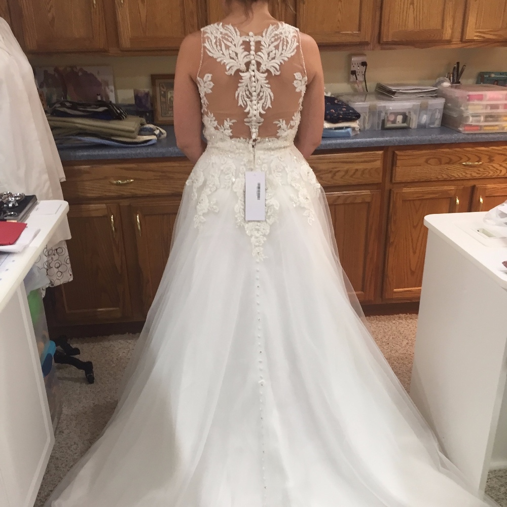 Allure Wedding dress
